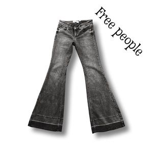 We the Free- Free people Black Wash Flair
